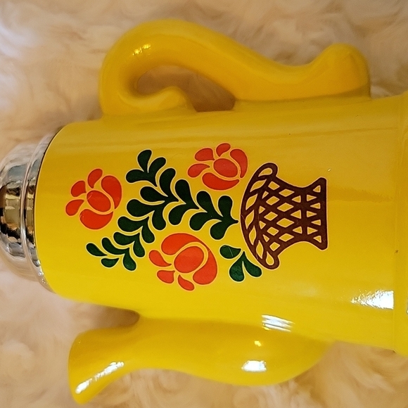 🌴3/$15🌴 Vintage Koffee Klatch Coffee Pot yellow Avon Home Bathroom Decor - Picture 2 of 8